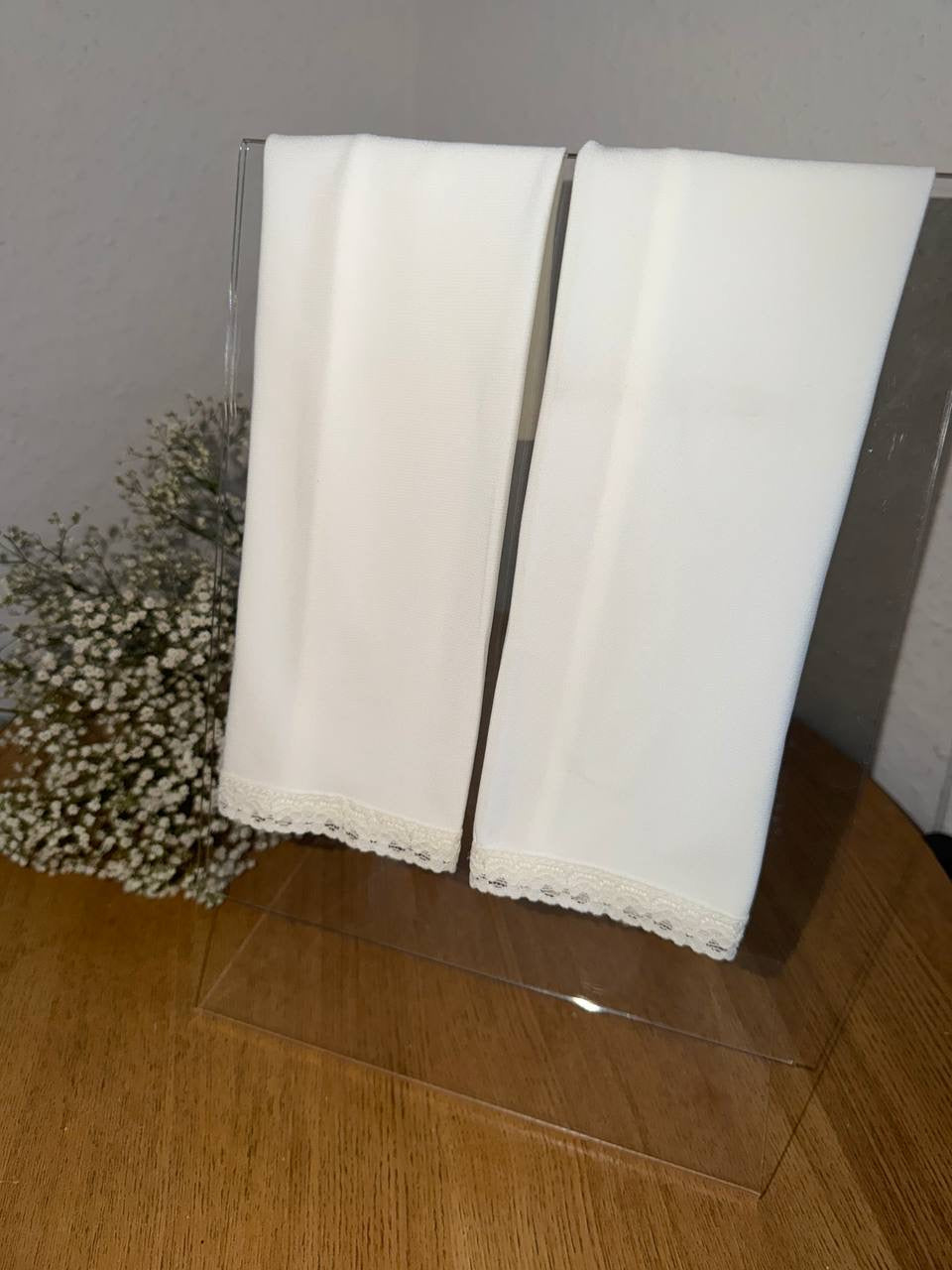 Armstulpen mit Spitze