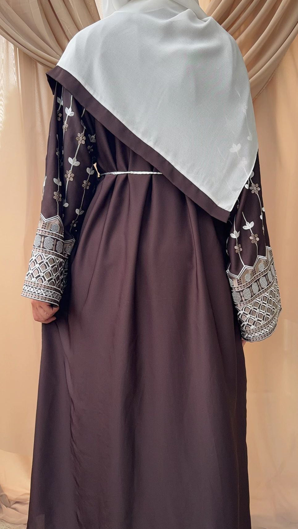 Orient Abaya