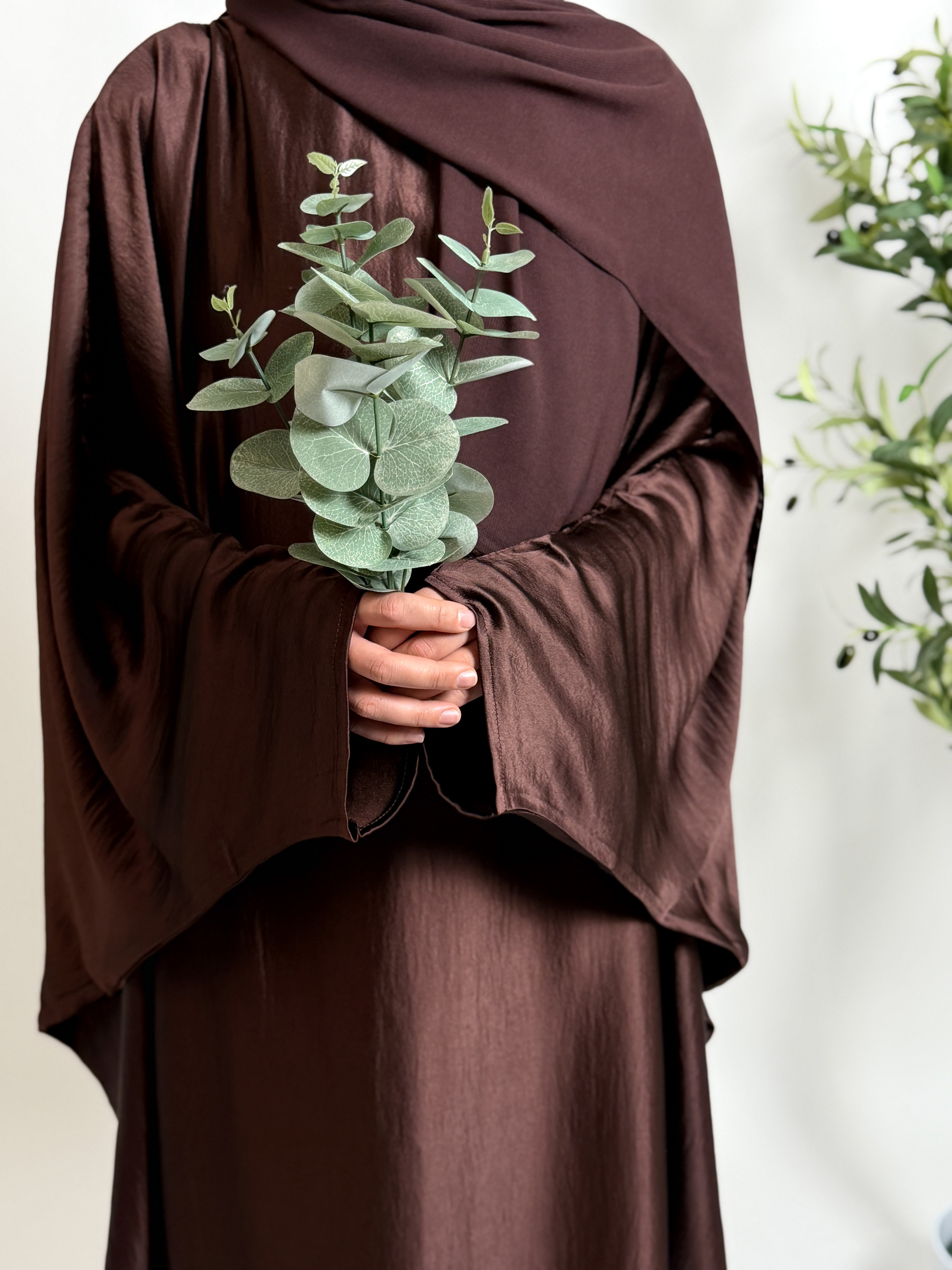 Batwing Abaya