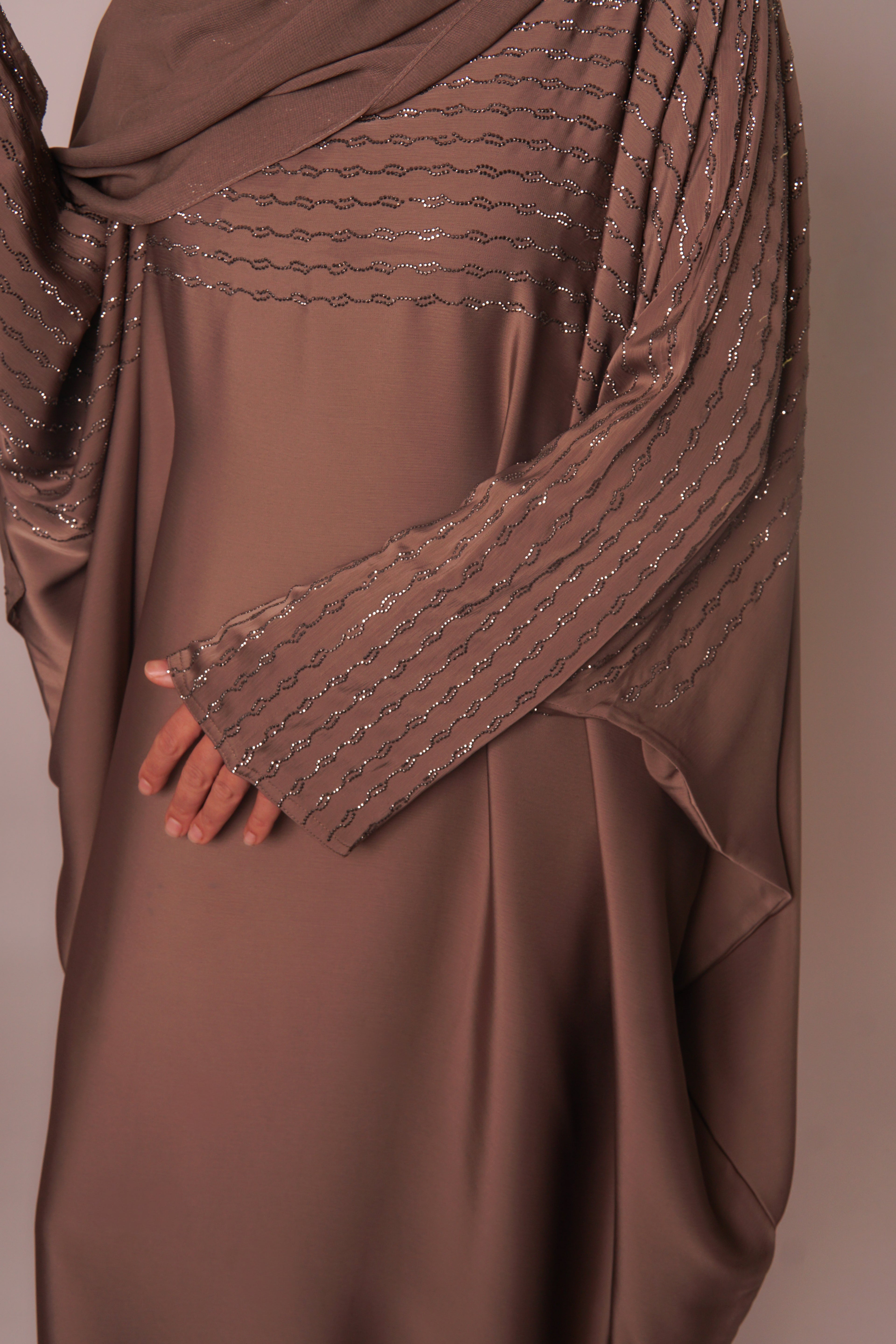 Butterfly Seiden Abaya