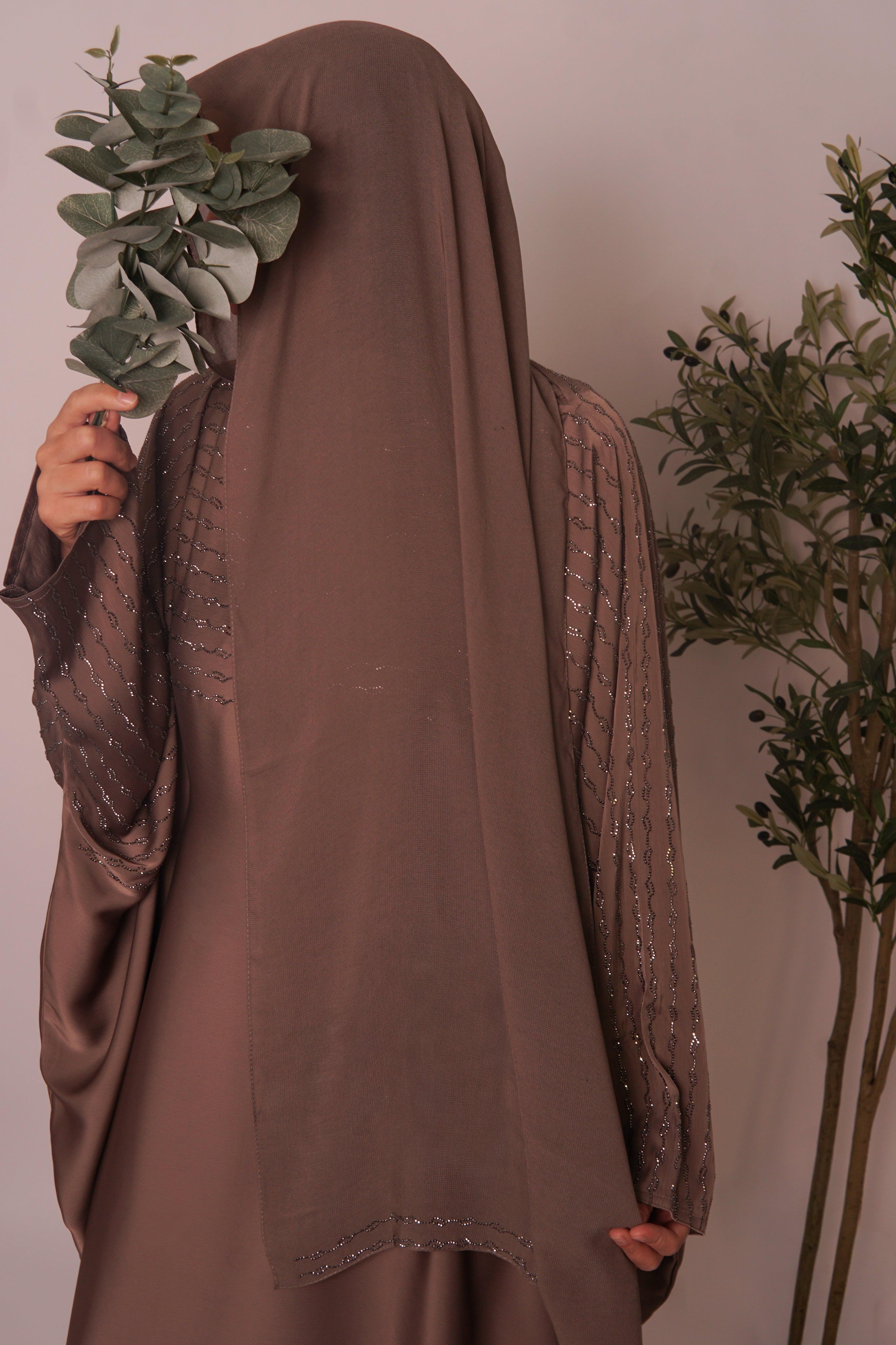 Butterfly Seiden Abaya