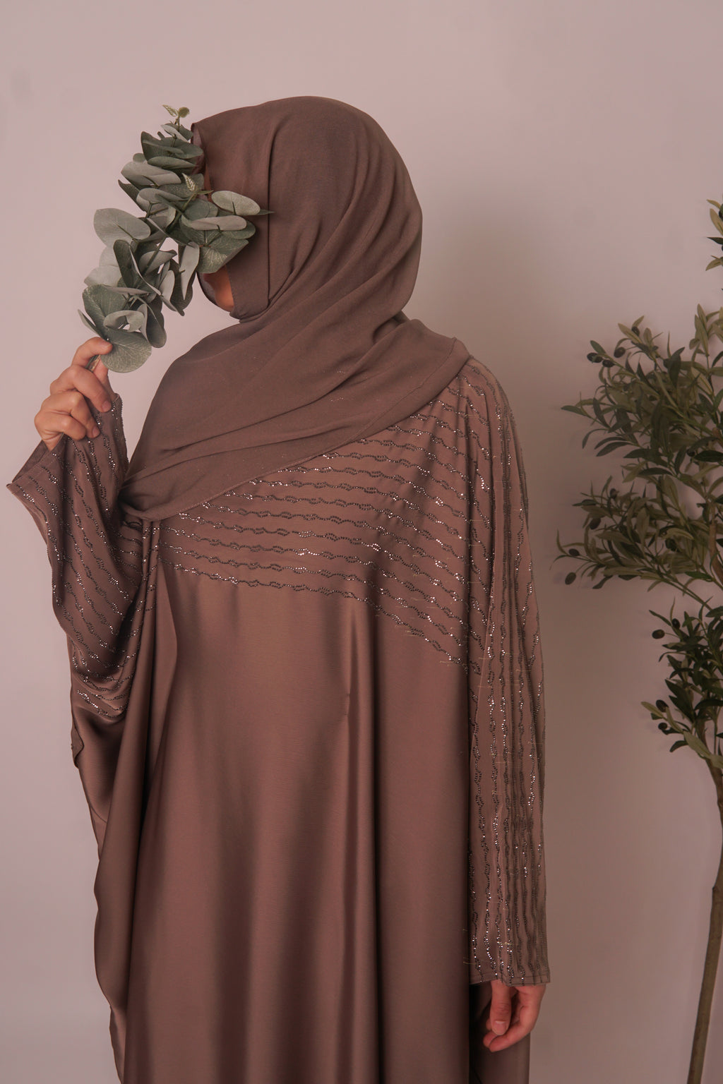 Butterfly Seiden Abaya