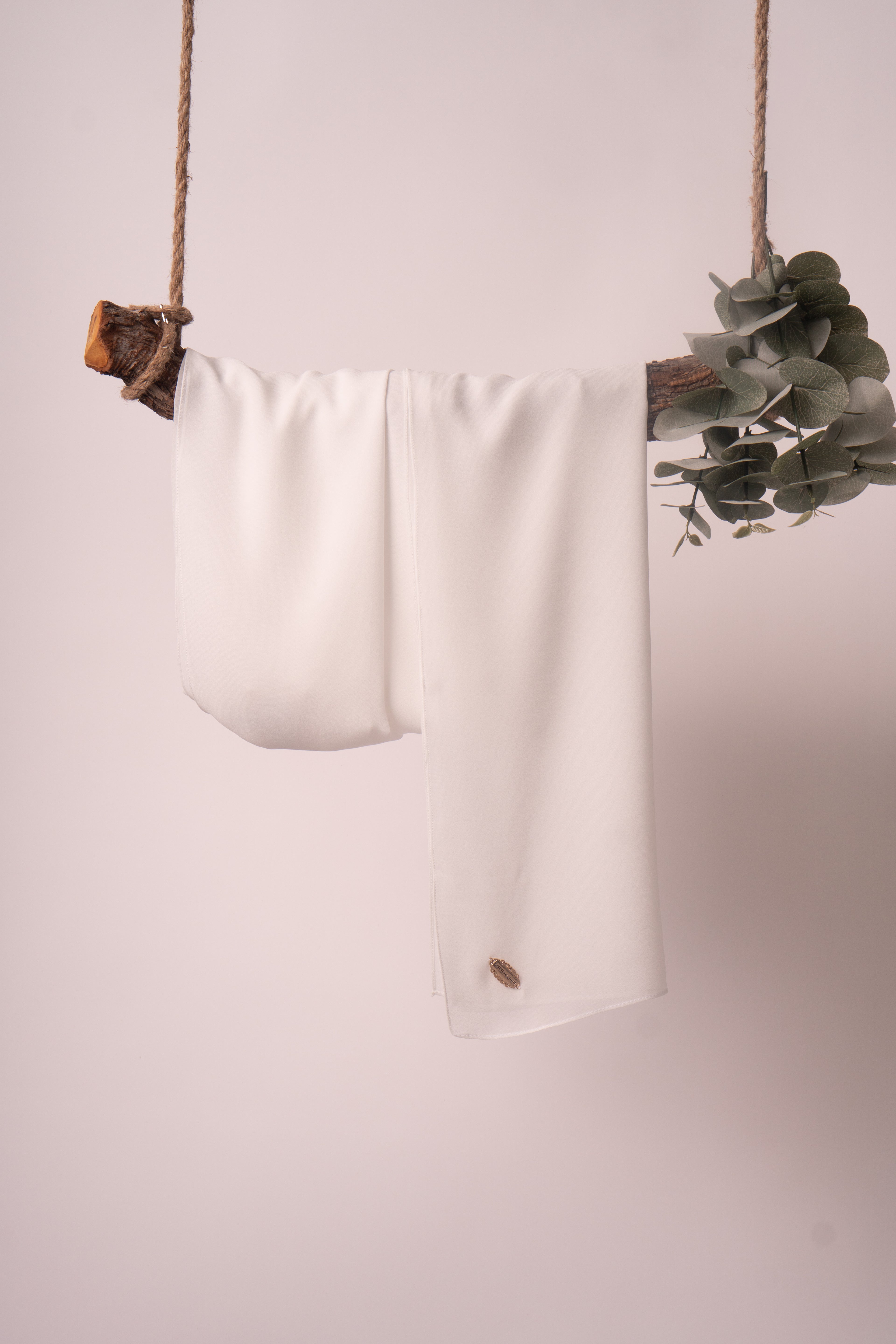 Chiffon mit metall Logo