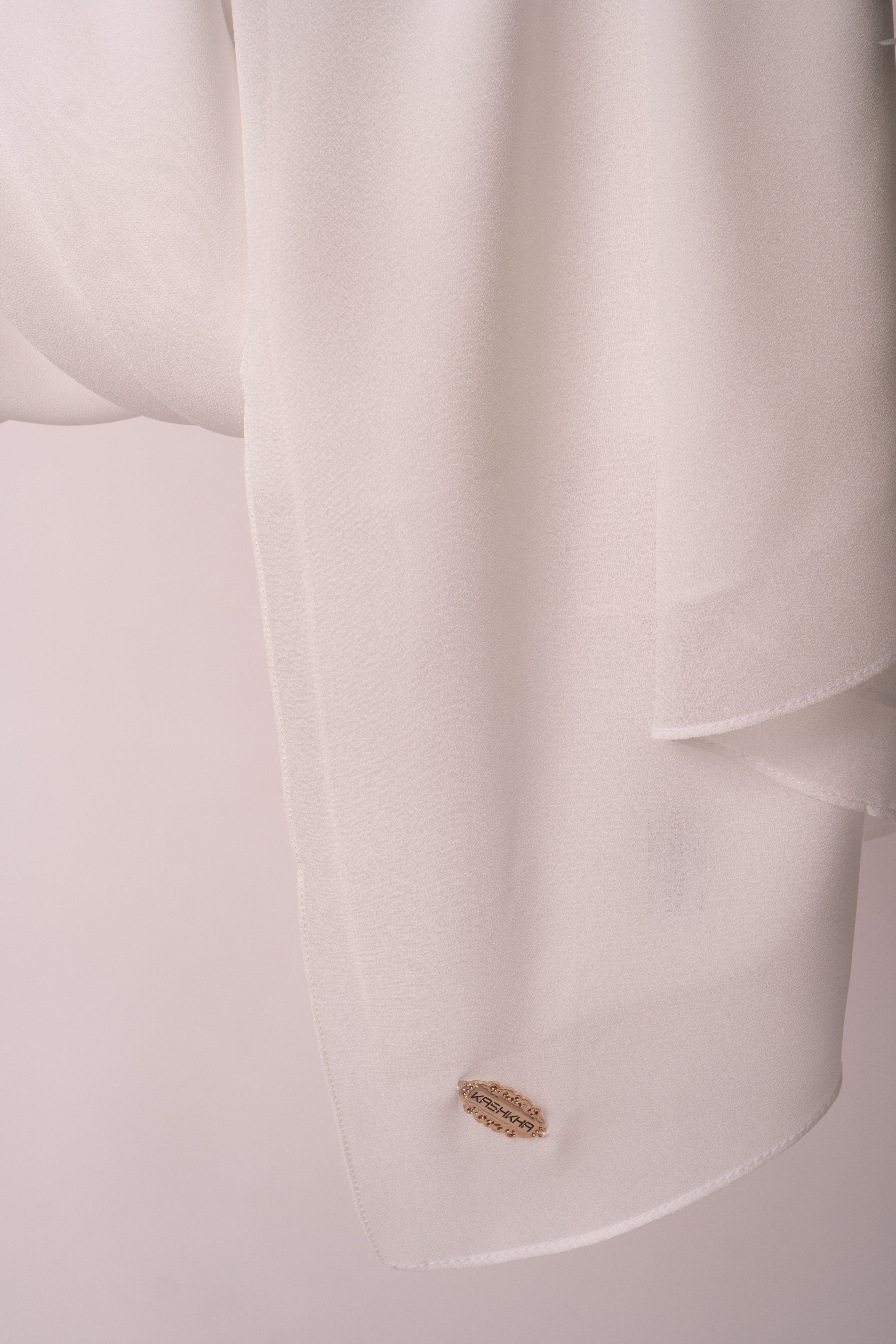 Chiffon mit metall Logo