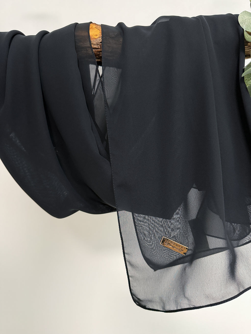 Chiffon mit metall Logo